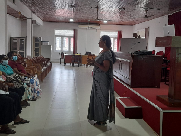 A technical training program on food packaging in Homagama.(2022-11-23) 